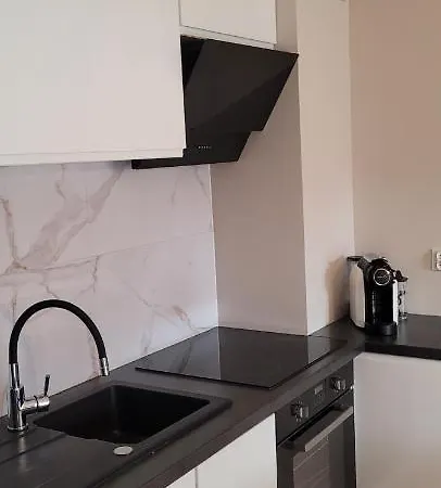 Sloneczny Z Ogrodkiem