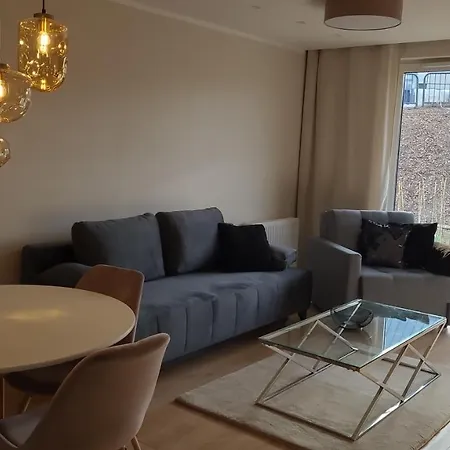 Sloneczny Z Ogrodkiem 아파트 *